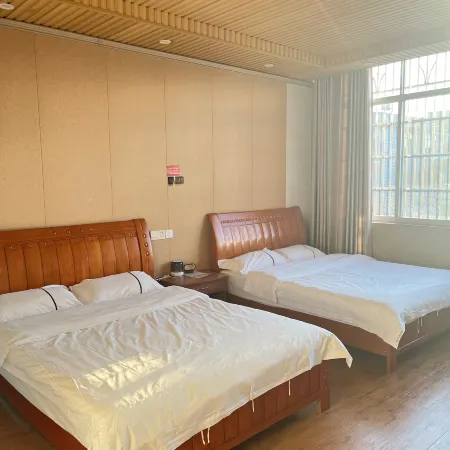 Runhua Business Hotel