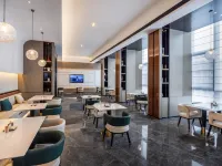 Xuzhoue Hubushan Deji Plaza  Atour Hotel Hotel dekat Jembatan Heping