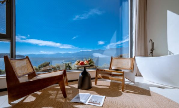 Xiaolu Chenke Island Neighbor Sea View Hotel (Erhai Branch)