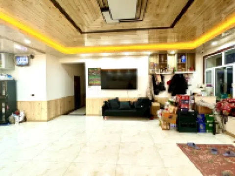 Xuegu Shanshan Hostel