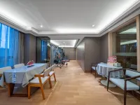 Maison New Century Hotel Wanda Plaza Incity Yuyao Ningbo Hotels in Yuyao