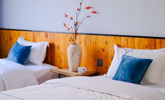 Dream Season Inn (Zhangjiajie Tianmenshan Cableway Station)