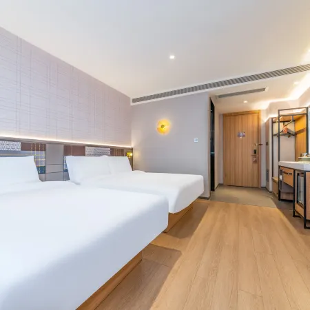 Homeinn Plus Hotel (Wuhai Haibowan District Wanda Plaza)