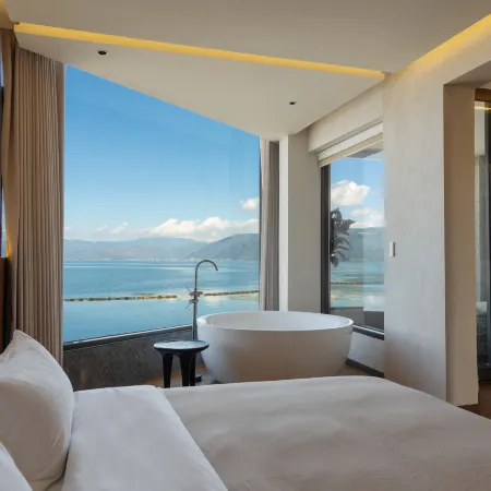 Yunqi Dali Sea View Hotel