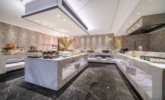 LAKESIDE MYRARE HOTEL