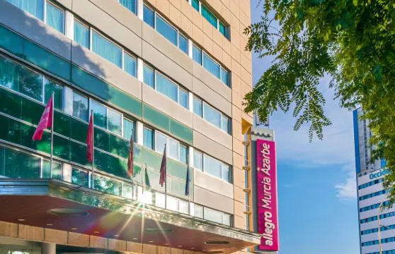 莫夕亞阿扎爾貝阿勒格羅酒店