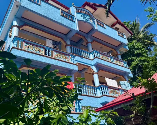 Ocean Breeze Inn Boracay Hotel berhampiran Hutan Mati