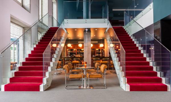 Cenica Porto Hotel, Curio Collection by Hilton