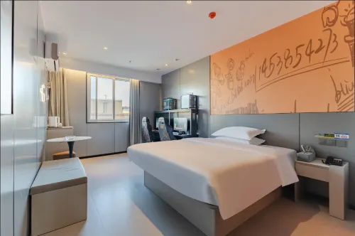 Chengxiaowo E-Sports Hotel (Quanjiao Aokang Pedestrian Street Branch) - ที่มีที่จอดรถ
