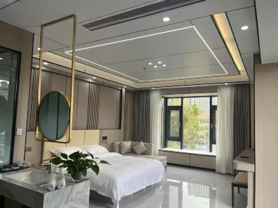 Honghua Affection Hotel (Qionghai High-speed Rail Station Store)