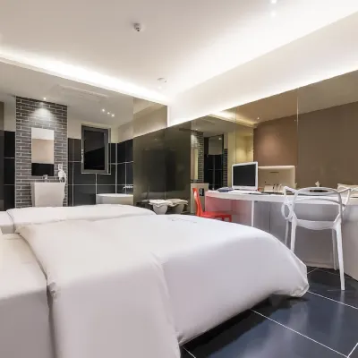 Icheon O-World Motel Hotels near Hankook Gidokgyo Yeoksa Museum