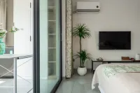 Sanshanyishe·Rainforest Sky Mirror View Hotel - Homestays