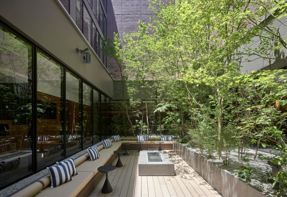 5. 미츠이 가든 호..