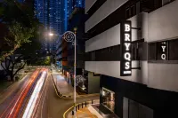BRYQS Hotel KL Sentral