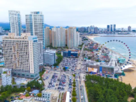 Le Collective Sokcho Beach Hotels in Sokcho-si