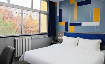 7 Days Inn (Xi'an Jiaotong University First Affiliated Hospital Weiyi Street Metro Station)