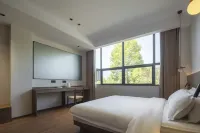 Floral Hotel·Find peace Hotel(Jingdezhen Sanbao Road Store)