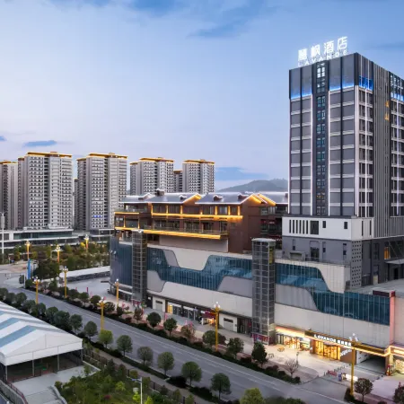 Lavande Hotel (Zhaotong Zhenxiong Hongxing International)