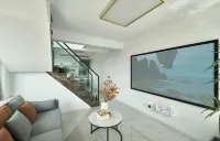 City Light Designer Cinema Homestay (Huai'an Haoyuan Auto Parts City)