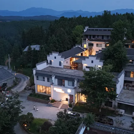 Sirugui Homestay (yuyao Branch)