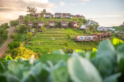 Mon Sai Lom Monjam Hotels near Mon Jam
