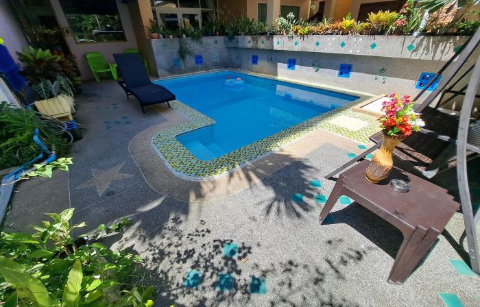 Lily Holiday Hotel