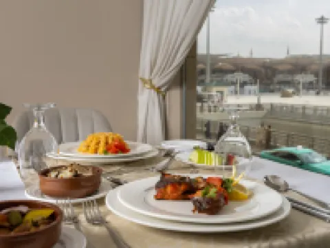 Emaar Elite Al Madina Hotel โรงแรมในเมดินา