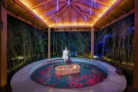 暮山映雪·私湯別院（峨眉山報國寺店）