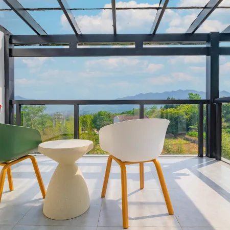 Under Persimmon Trees · Fam&Team Retreat·Pool·Pet Stay (Tonglu OMG Park Branch)