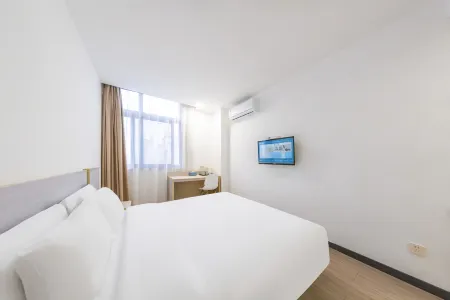 HanTing Hotel (Shanghai Waigaoqiao Free Trade Zone Jingao Road)