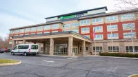 Holiday Inn Express Columbus Airport – Easton