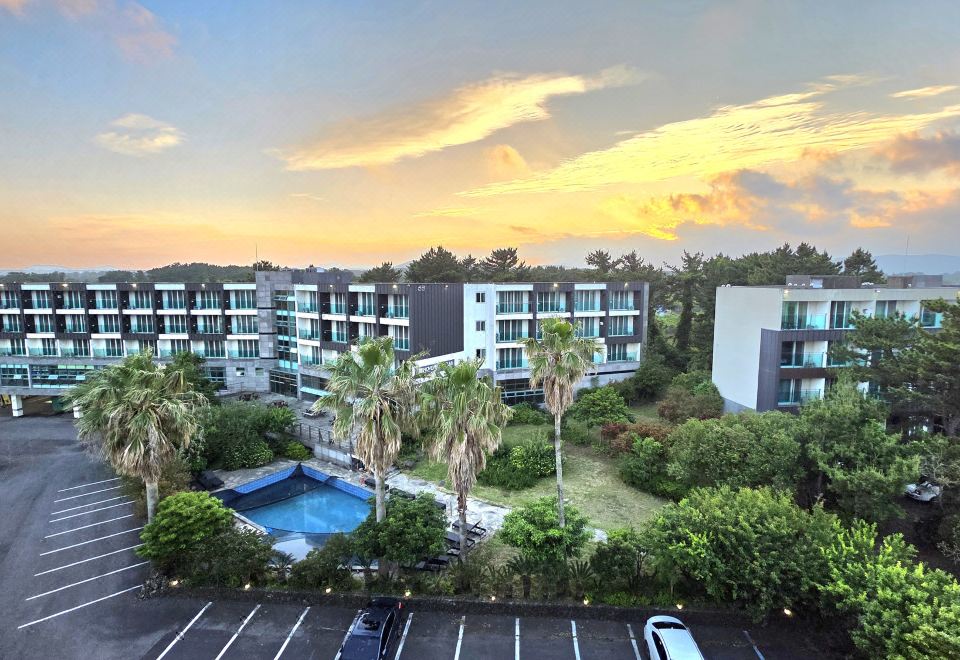 hotel overview picture