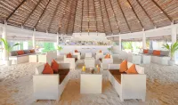 Sandies Bathala Hotels in Halaveli