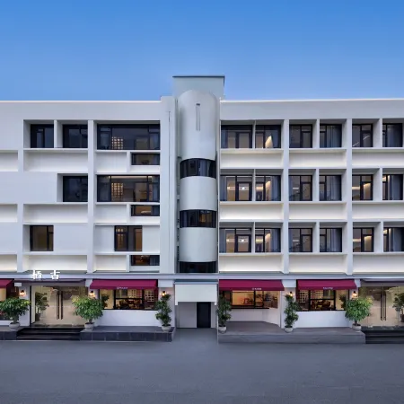 Qigu Homestay (The Ancient City of Taizhou Ziyang Street)