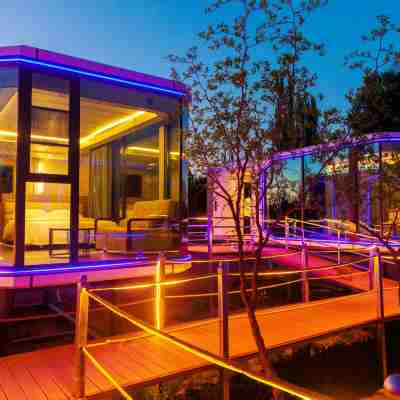 敦煌夢沙之舟太空艙民宿 Hotel Exterior