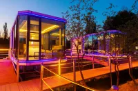 Dunhuang Desert Dream Ark Capsule Homestay