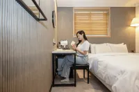 HOTEL WOL
