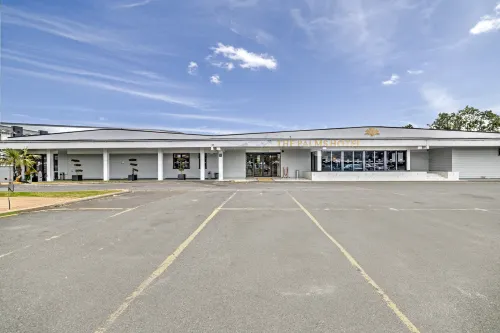 Palms Hotel & Retreat By Palette London Romford Hotels in Hornchurch