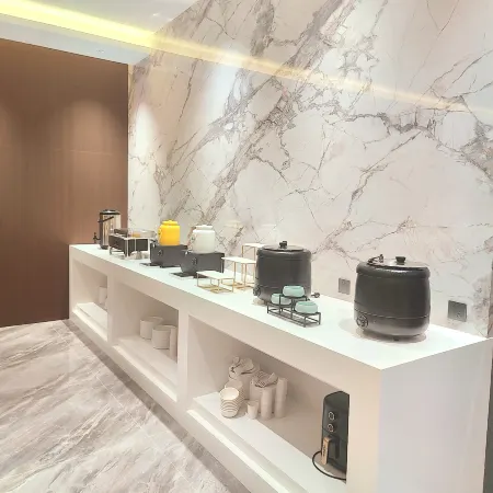 Bazhou Jiayue Hotel