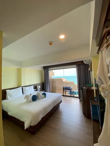 พูลวิลล่า