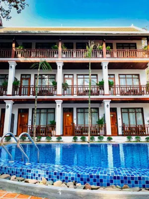 Dream 1985 Hotel