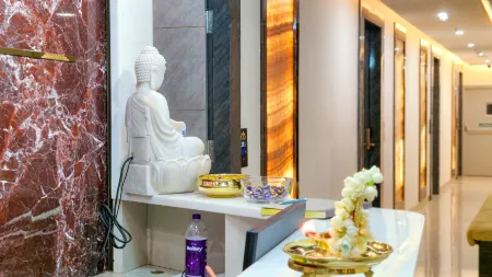 Le Majestic Business Class Hotel Отели рядом с достопримечательностью «Pondicherry french city (White Town)»