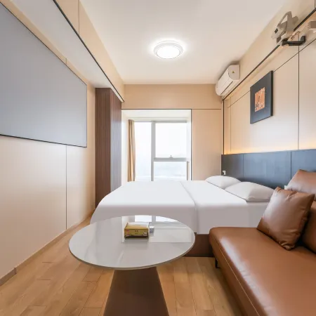 Banshanhai Movie Homestay (Yantai University)