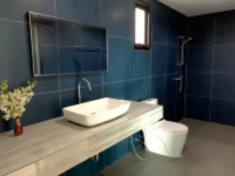 Hillside Studio Vacation Apartment with Pool