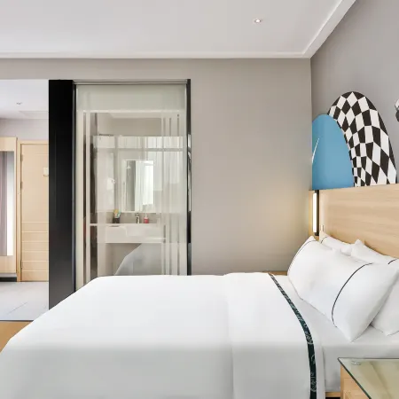 City Comfort Inn Hotel (Boluo Overseas Chinese School Tianhong Shopping Center)