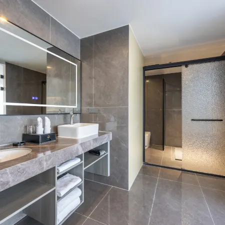 ‌Momo Hotel - Yingshang Wuyue Plaza Store‌