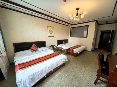 Wanxuan Hotel Hotels near Ongniod Ancient Art Museum