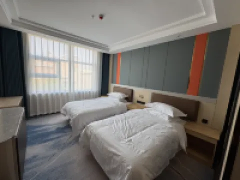 Jinpeng Yinhe Grand Hotel Hotels in Jainca