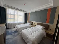 Jinpeng Yinhe Grand Hotel Hotels in Jainca