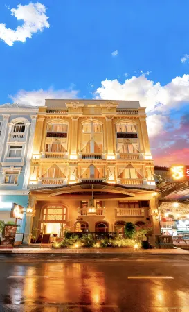 Saigon Garden Hotel (SECC Phu My Hung) Отели рядом с достопримечательностью «RMIT Vietnam Academic Building 2»